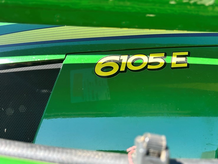 john-deere-6105e-image-16