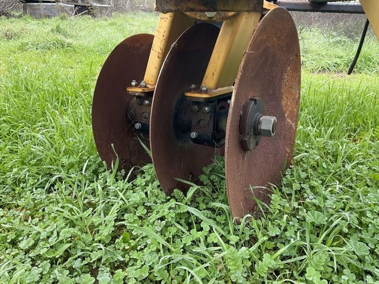 (offsite)-gearmore-3-pt-3-blade-ridger-image-8