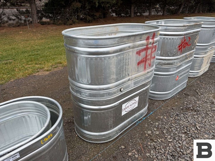 behlen-country-galvanized-round-end-stock-tanks---factory-defect/damaged-image-2