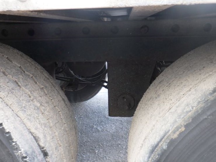 2015-great-dane-van-image-21