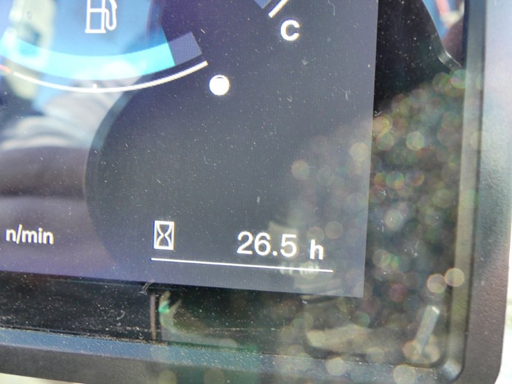 2025-kubota-kx040-5-image-16