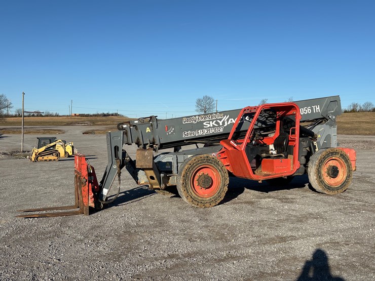 2017-skyjack-sj1056th-image-1