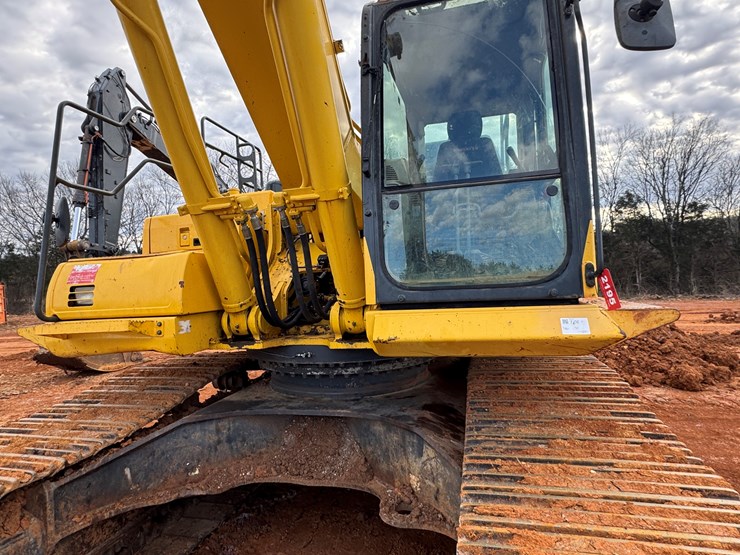 komatsu-pc490-lc-11-image-19
