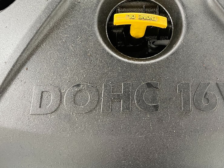 #1048-•-2015-hyundai-elantra-sedan-(has-wi-title)-image-37