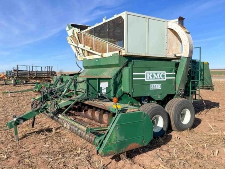 kmc-3360-peanut-harvester-image-23