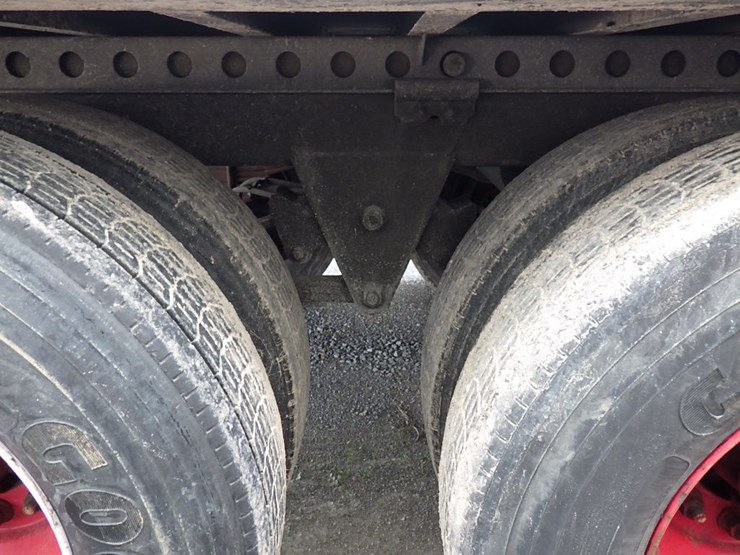 2018-hyundai-translead-image-14