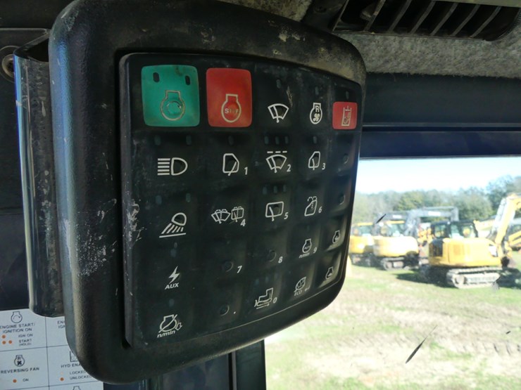 deere-550k-lgp-image-13