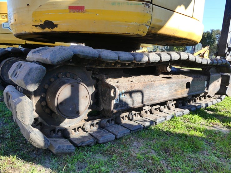 2013-deere-75g-image-6