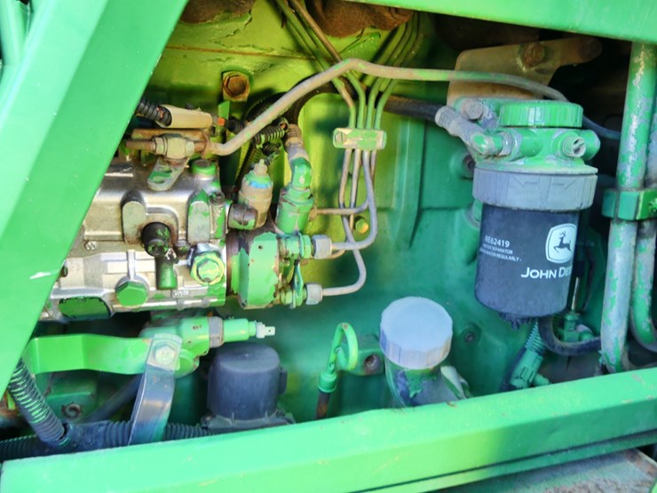 2001-john-deere-6210-image-13