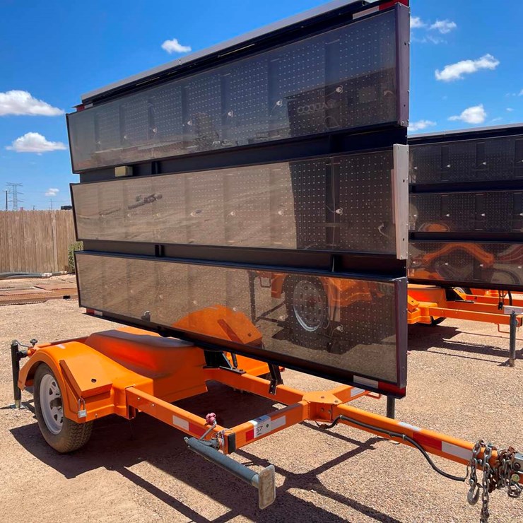 2018 ADDCO ROAD SIGN DH1000-ALS