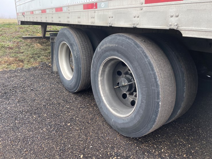 2017-utility-3000r-reefer-image-24