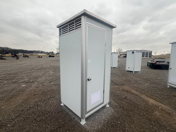 #30782-•-portable-restroom-image-2