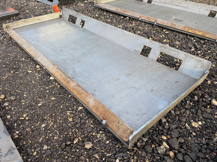 #1180-•-unused,-skidsteer-weldable-quick-attach-plate-image-3