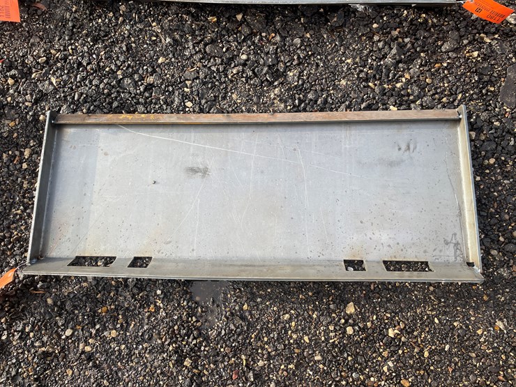#1179-•-unused,-skidsteer-weldable-quick-attach-plate-image-2
