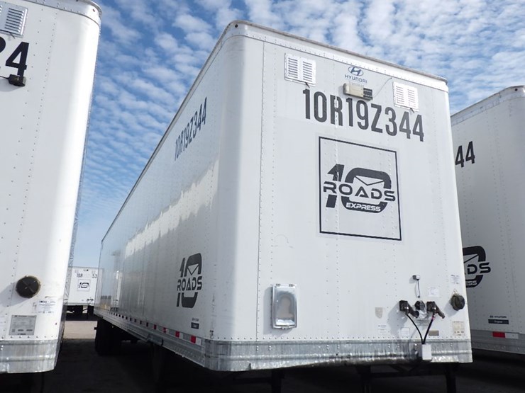 2018-hyundai-translead-image-4