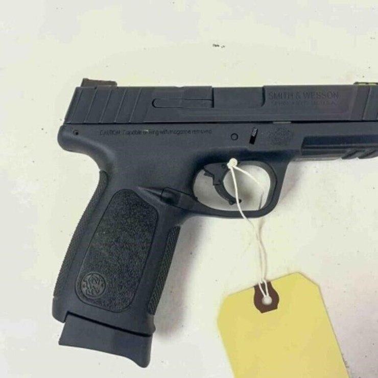 Smith & Wesson Pistol