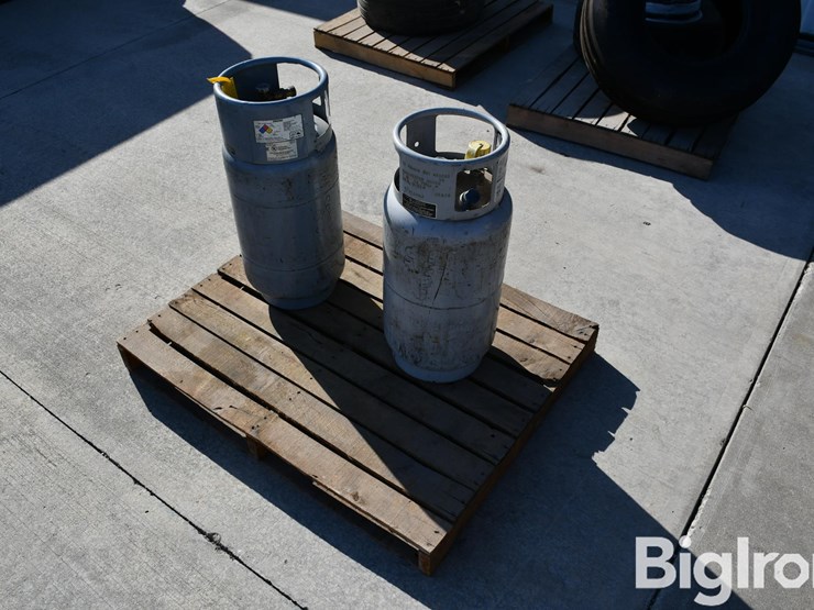 36.3l-propane-tanks-image-5