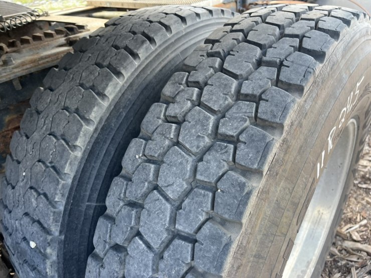 #1556-•-1999-mack-e7-460-day-cab-truck-tractor-image-69