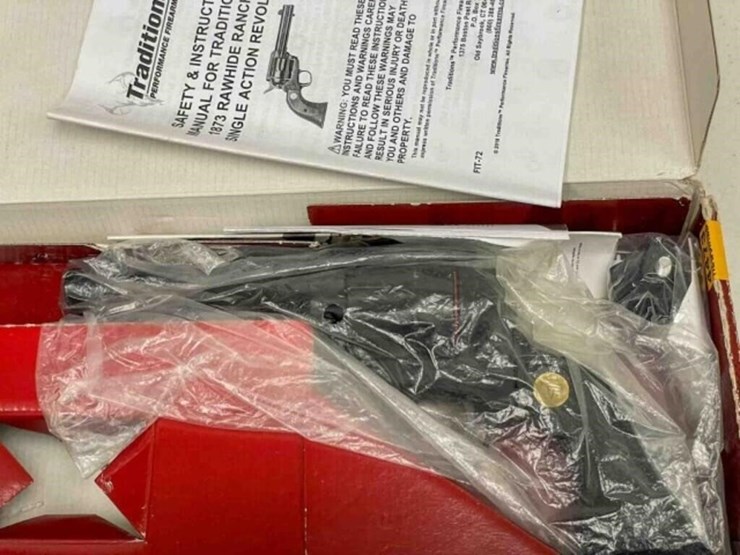 traditions-perf.-revolver-image-9