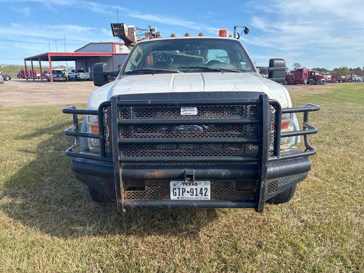 2008-ford-f550-image-2