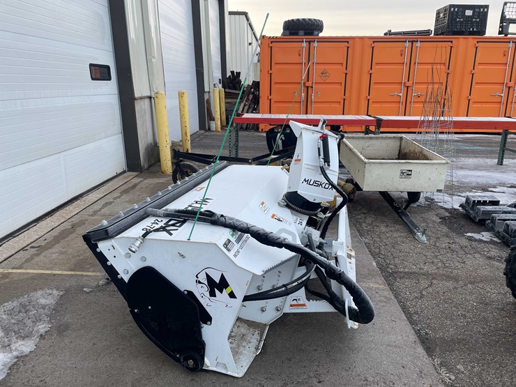 #1996-•-2024-muskox-78”-skid-steer-snow-blower---the-snow-blower-that-back-drags!-(o4)-image-4