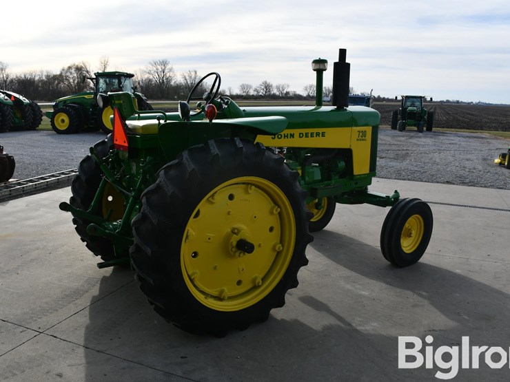1959-john-deere-730-image-5