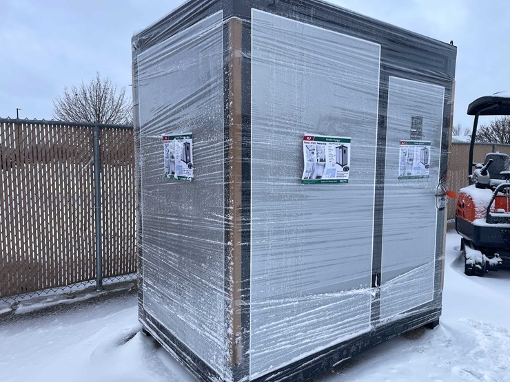#4000-•-2025-unused-portable-restroom-(o10)-image-3