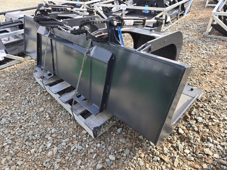 #6004-•-unused-84"-hd-stout-skid-steer-grapple-bucket-image-4