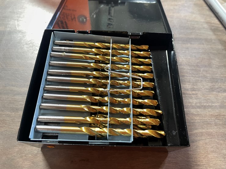#2052-•-(60)-piece-drill-bit-set-(cw)-image-5