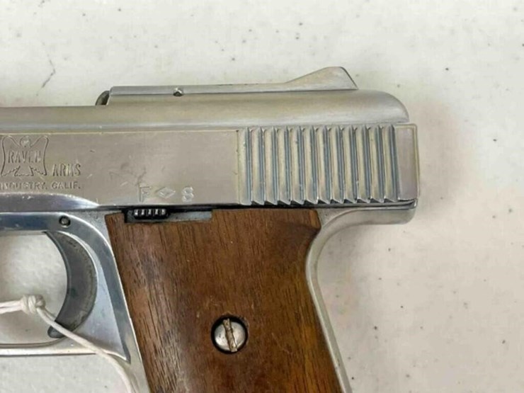 raven-arms-pistol-image-2