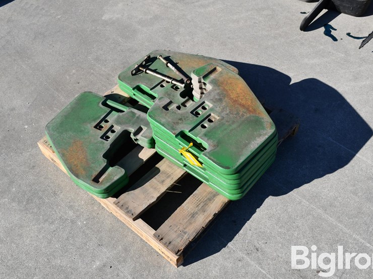 john-deere-10-image-1