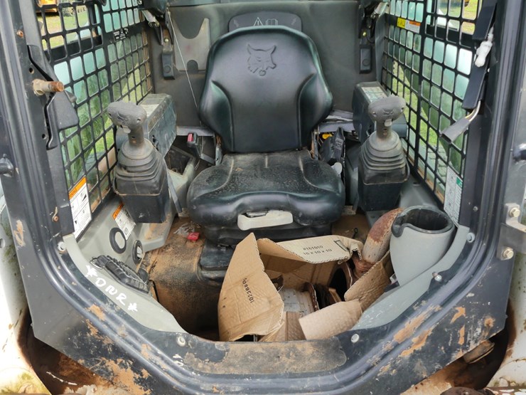 2013-bobcat-a770-image-11