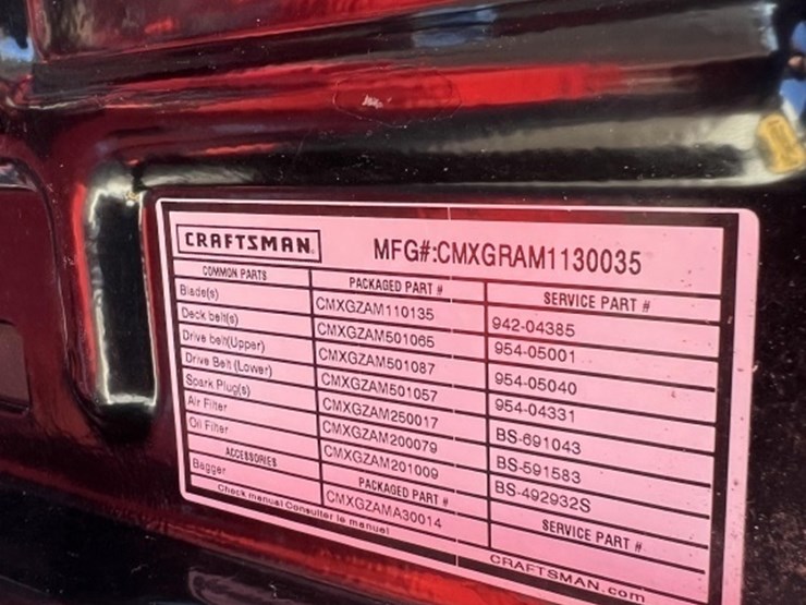 2023-craftsman-r110-ride-on-mower-image-10