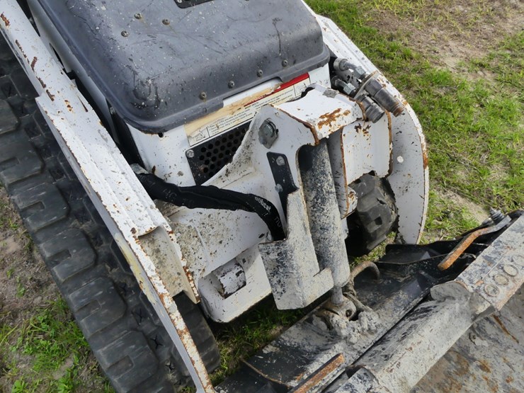 2019-bobcat-mt85-image-11