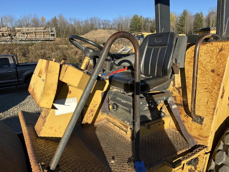 1992-caterpillar-cs-563-image-40