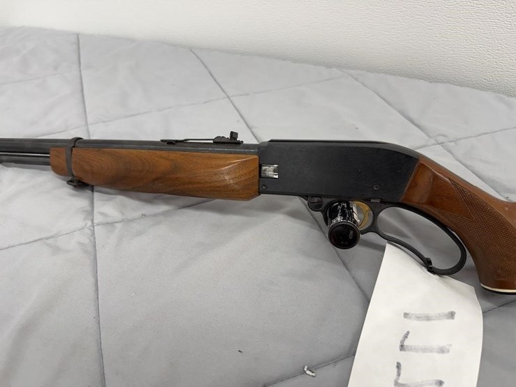 mossberg-model-402-.22-s,l,-lr-rifle-image-4