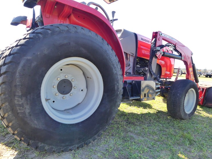 massey-ferguson-1759-image-7