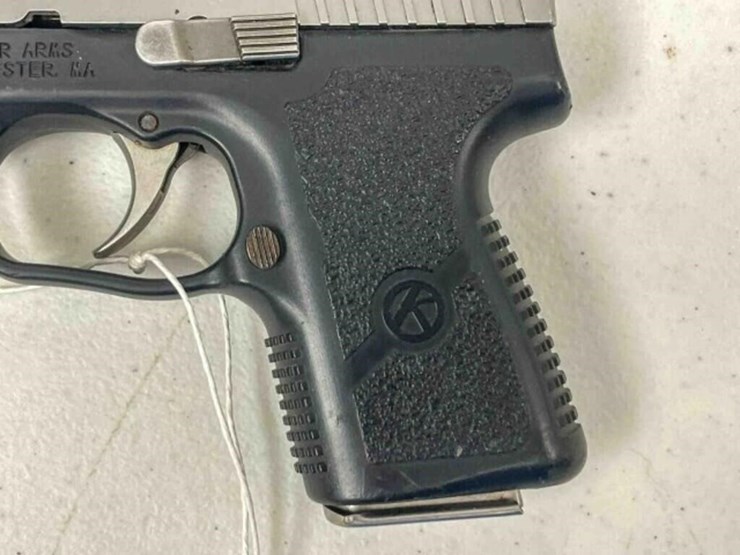 kahr-arms-pistol-image-8