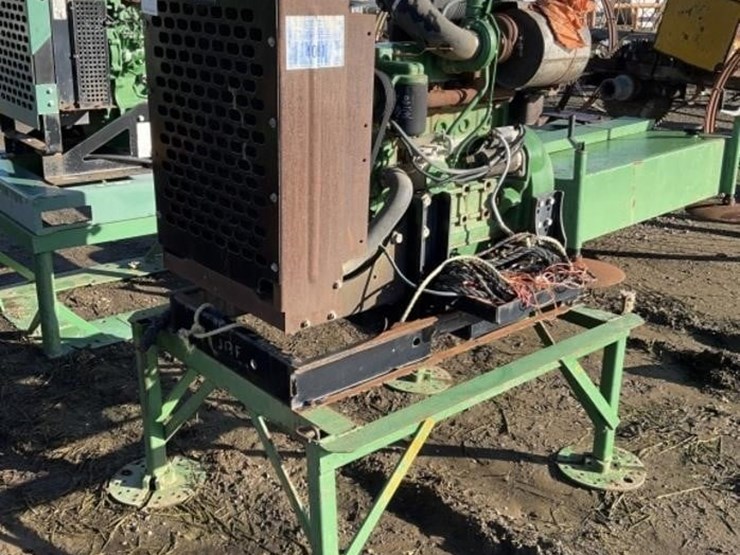 john-deere-4-cyl-stationary-engine-image-1