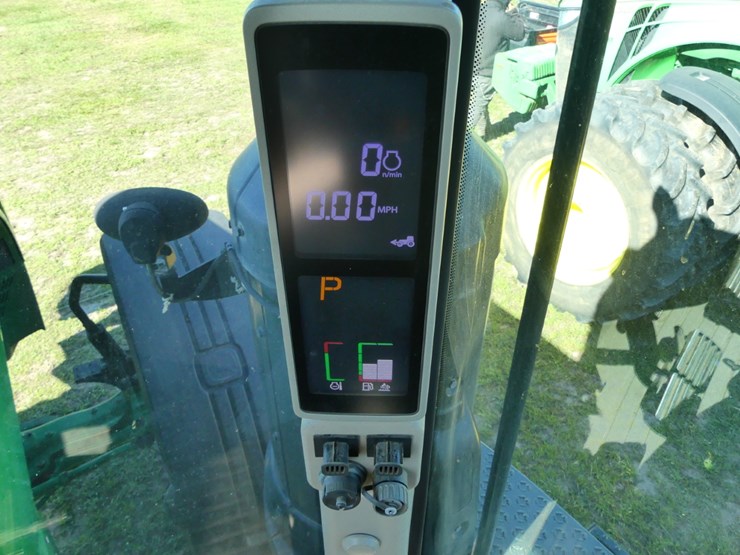 2017-john-deere-8245r-image-13