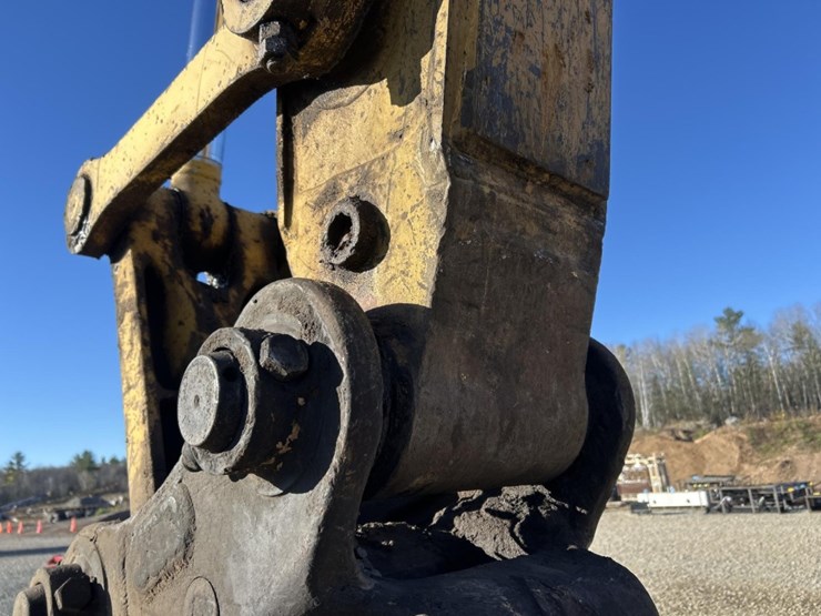 2014-komatsu-pc360-lc-10-image-18