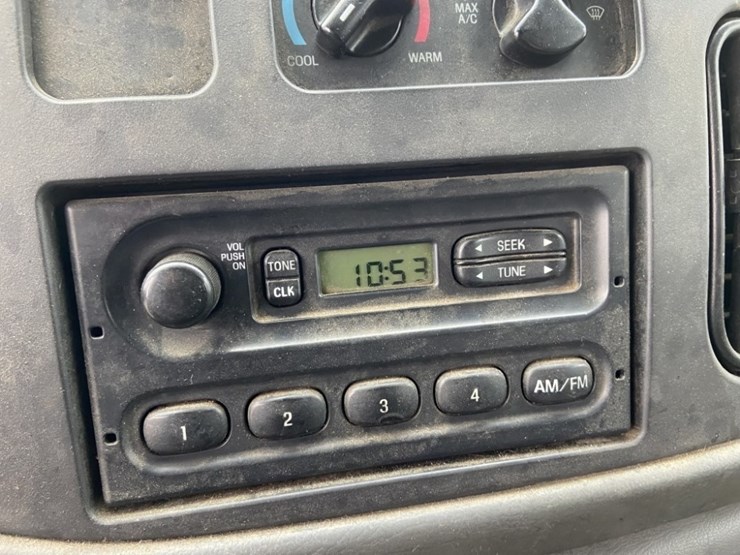 2004-ford-e350-sd-image-20