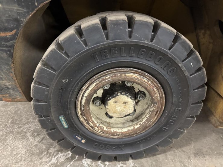 #2227-•-yale-a673971-forklift-image-31