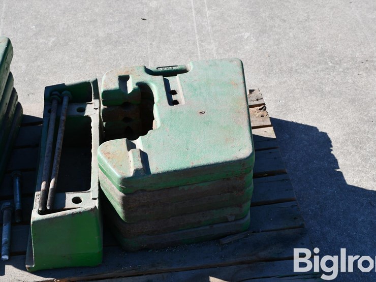 john-deere-10-image-11