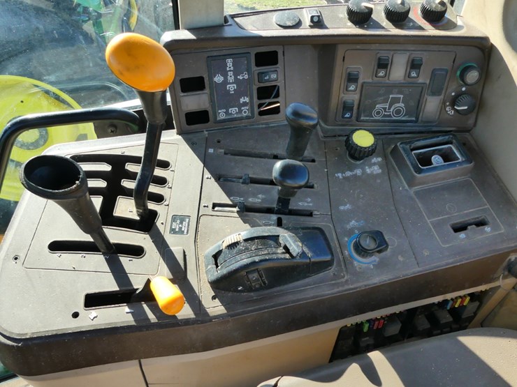 2001-john-deere-6210-image-15