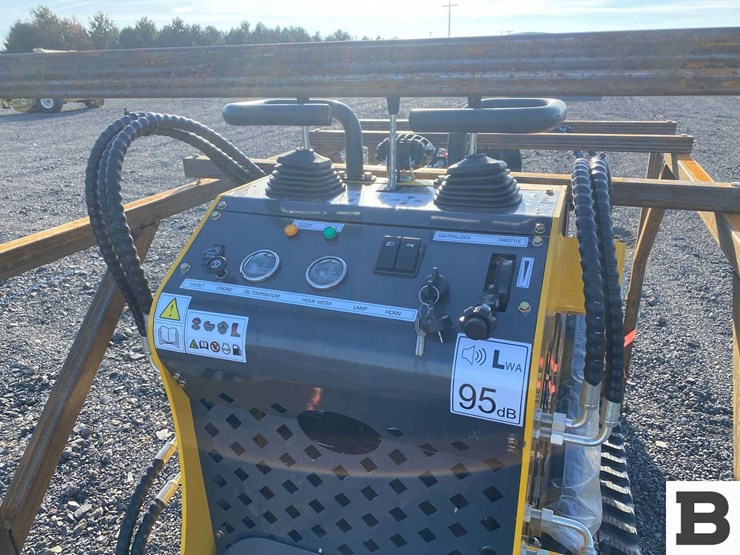 2025-sdlanch-sdll60-mini-skid-steer-loader-image-15