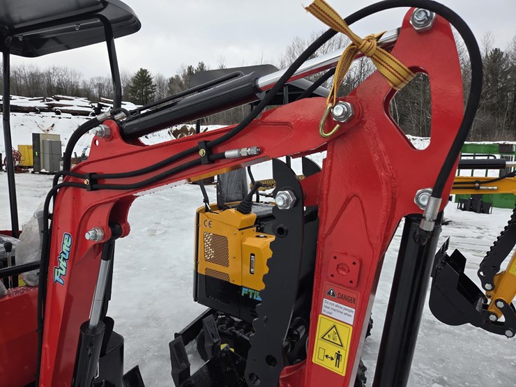 #2191-•-unused-future-ft13-mini-excavator-image-12