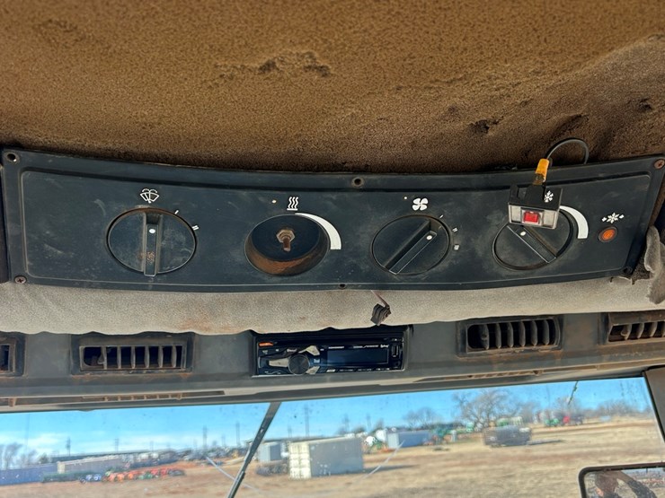 case-ih-7110-image-31