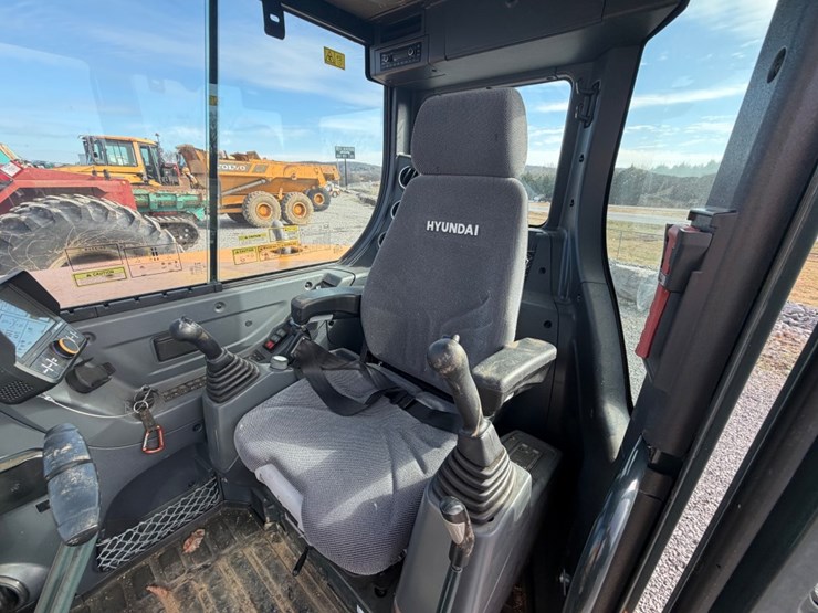 hyundai-robex-60cr-9a-image-17