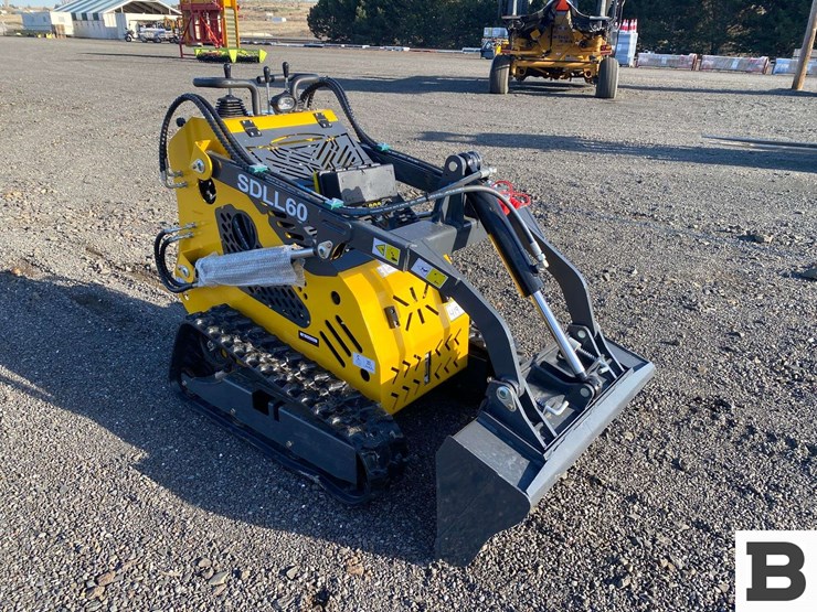 2025-sdlanch-sdll60-mini-skid-steer-loader-image-6
